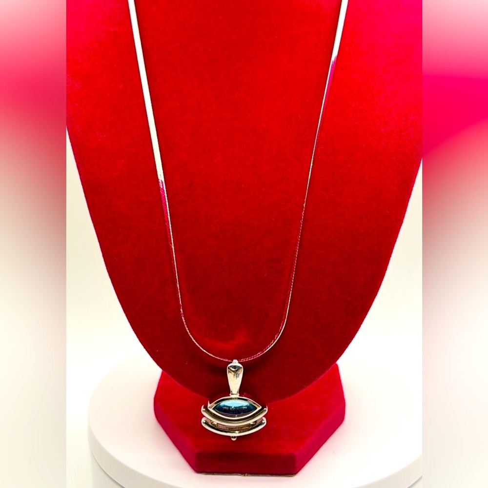 Sterling silver MCM blue spinel modernist pendant on Sterling Silver chain​